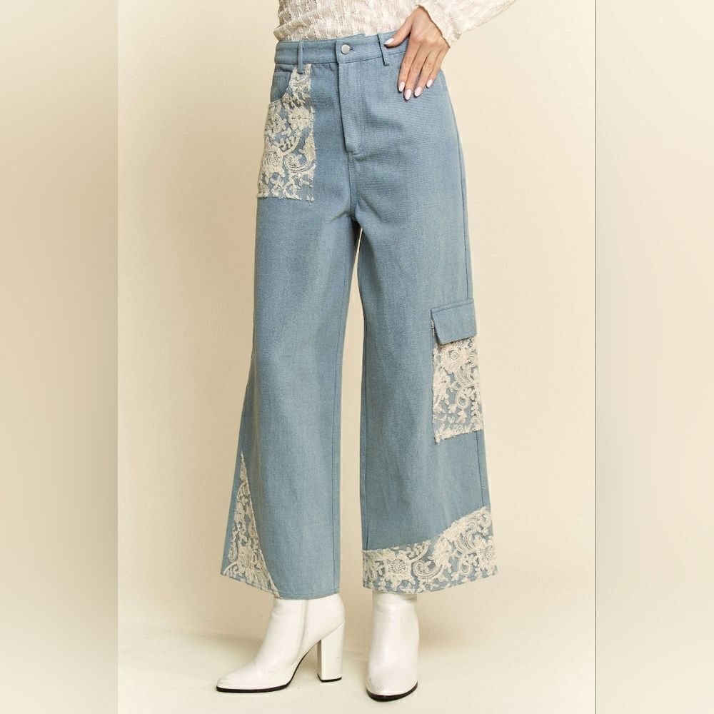 *Davi & Dani Lace Applique Wide Leg Jeans in sz M L - Picture 7 of 10